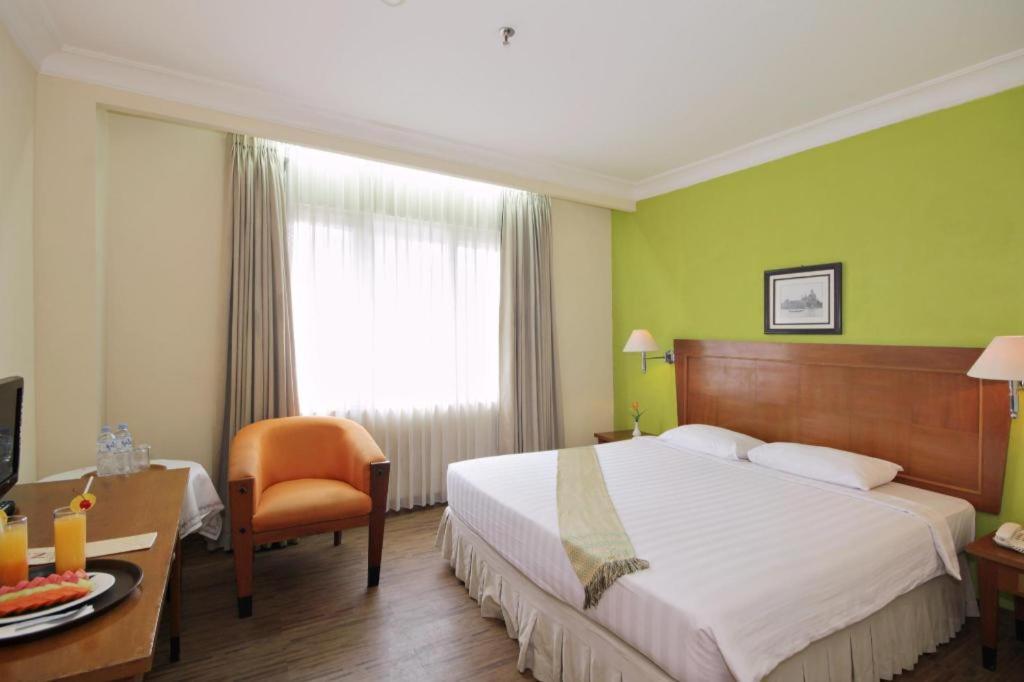 Nalendra Hotel Bandung Exterior photo